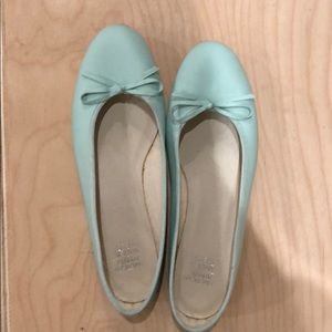 American Apparel 100% leather flats